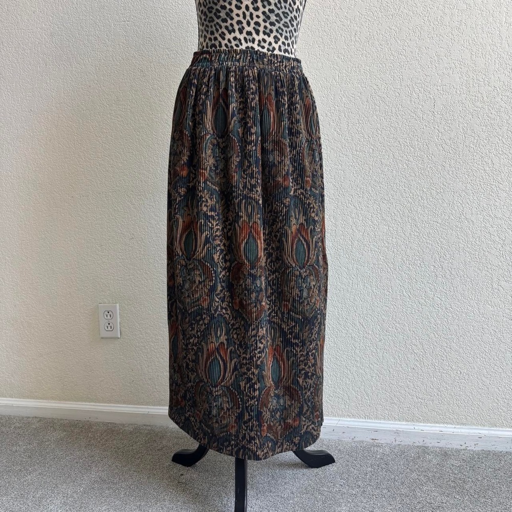 Joan Walters vintage multicolored maxi skirt with elastic waistband